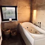 Hoeve Semesterbostad Molenschot